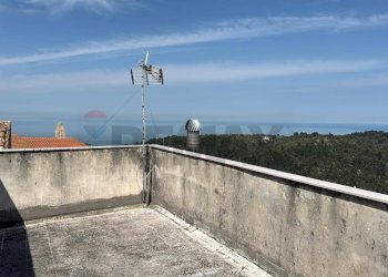 Terrazza - Casa indipendente Via Gioacchino Rossini
 
7, Ischitella - foto 24