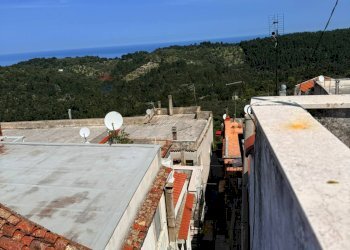 Edificio all\'aperto - Casa indipendente Via Gioacchino Rossini
 
7, Ischitella - foto 33