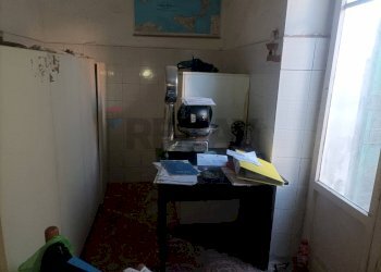 Cucina - Locale Commerciale Piombino - foto 2