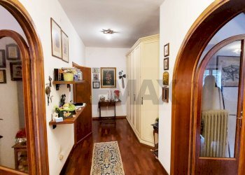 Hall / corridoio - Villa Piombino - foto 7