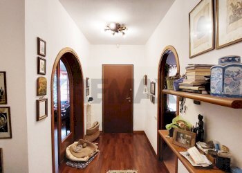 Hall / corridoio - Villa Piombino - foto 20