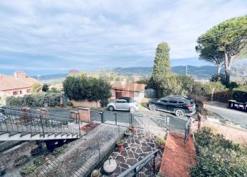 Edificio all\'aperto - Independent house Montescudaio - photo 17