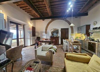 Sala da pranzo - Casa semi indipendente Monteverdi Marittimo - foto 8