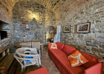 Soggiorno - Casa semi indipendente Monteverdi Marittimo - foto 9