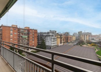 Balcone - Trilocale LIVIGNO
 
6, Milano - foto 16