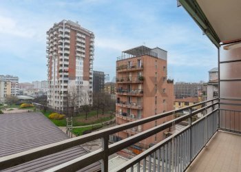 Balcone - Trilocale LIVIGNO
 
6, Milano - foto 17