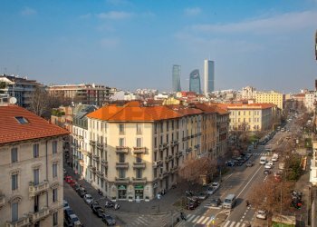 Edificio all\'aperto - Quadrilocale Via Sardegna
 
35, Milano - foto 1