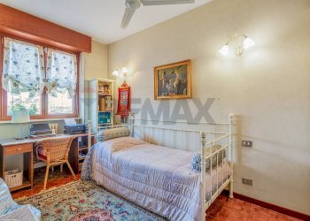 Camera / camera da letto - Quadrilocale Via Sardegna
 
35, Milano - foto 12