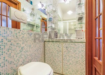 Bagno - Quadrilocale Via Sardegna
 
35, Milano - foto 16