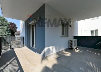 Terrazza - Three-room apartment VIA CARLO PORTA
 
23, Lissone - photo 16