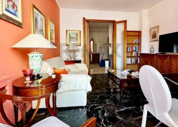 Sala da pranzo - Trilocale via Amendola
 
17, Bologna - foto 3