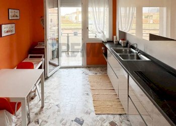 Cucina - Trilocale via Amendola
 
17, Bologna - foto 7