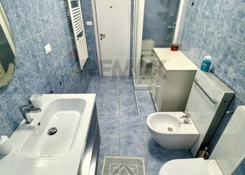 Bagno - Trilocale via Amendola
 
17, Bologna - foto 26