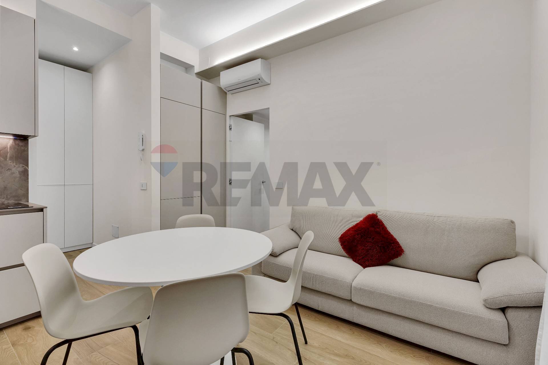 Sala da pranzo - Bilocale Via Mauro Macchi
65, Milano - foto 2