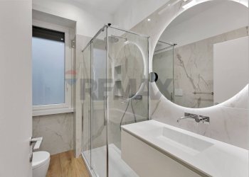 Bagno - Bilocale Via Mauro Macchi
65, Milano - foto 5