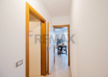 Hall / corridoio - Trilocale VIA GONZAGA
 
14, Viadana - foto 14