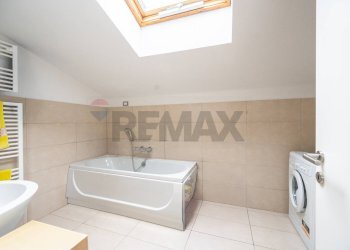 Bagno - Three-room apartment VIA GONZAGA
 
14, Viadana - photo 25