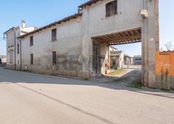 Casa all\'aperto - Casa semi indipendente Vicolo Chiesa
 
2, Tornata - foto 24