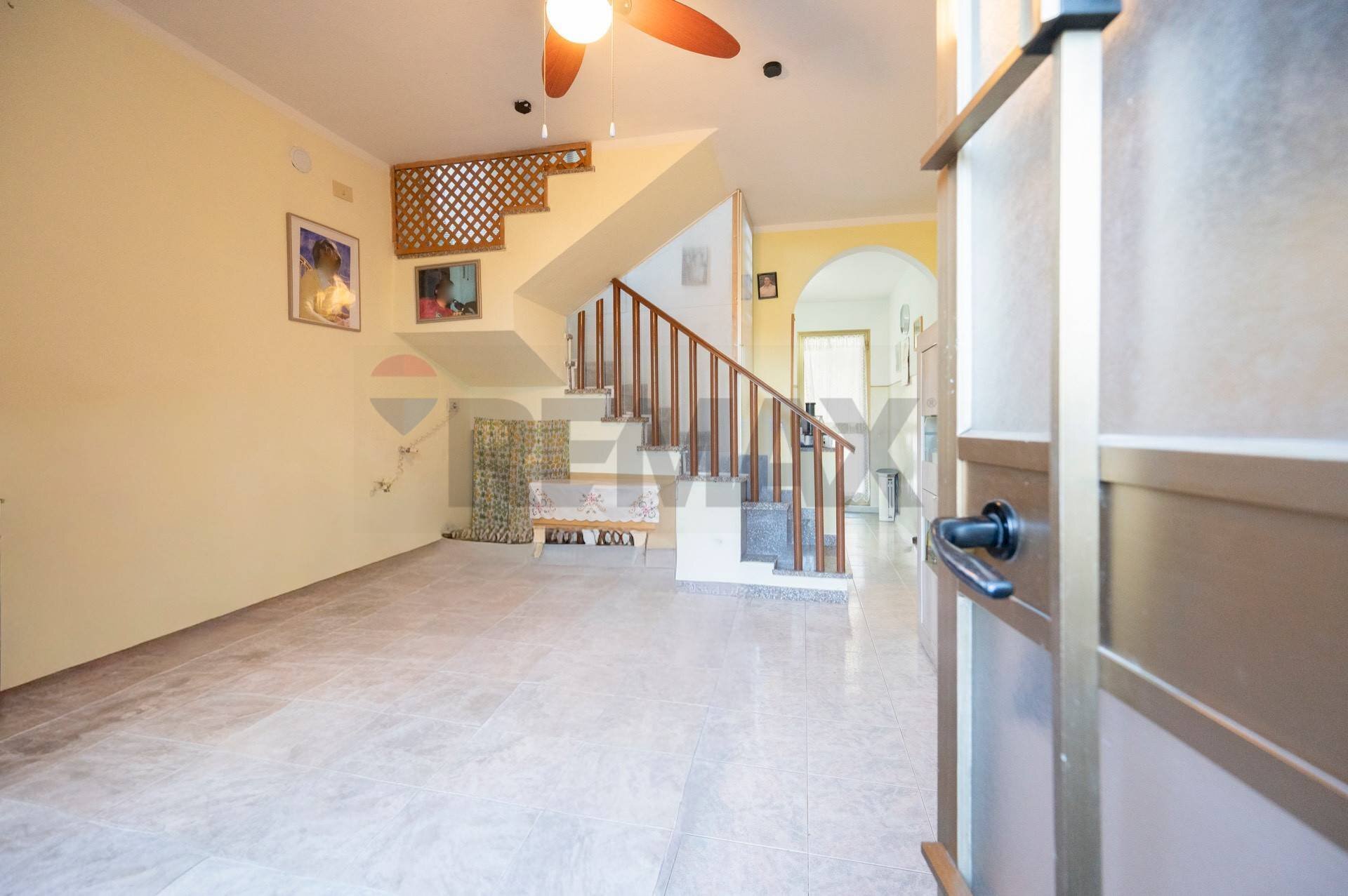 Scale - Casa semi indipendente via Bellaria
4, Castelnovo di Sotto - foto 2