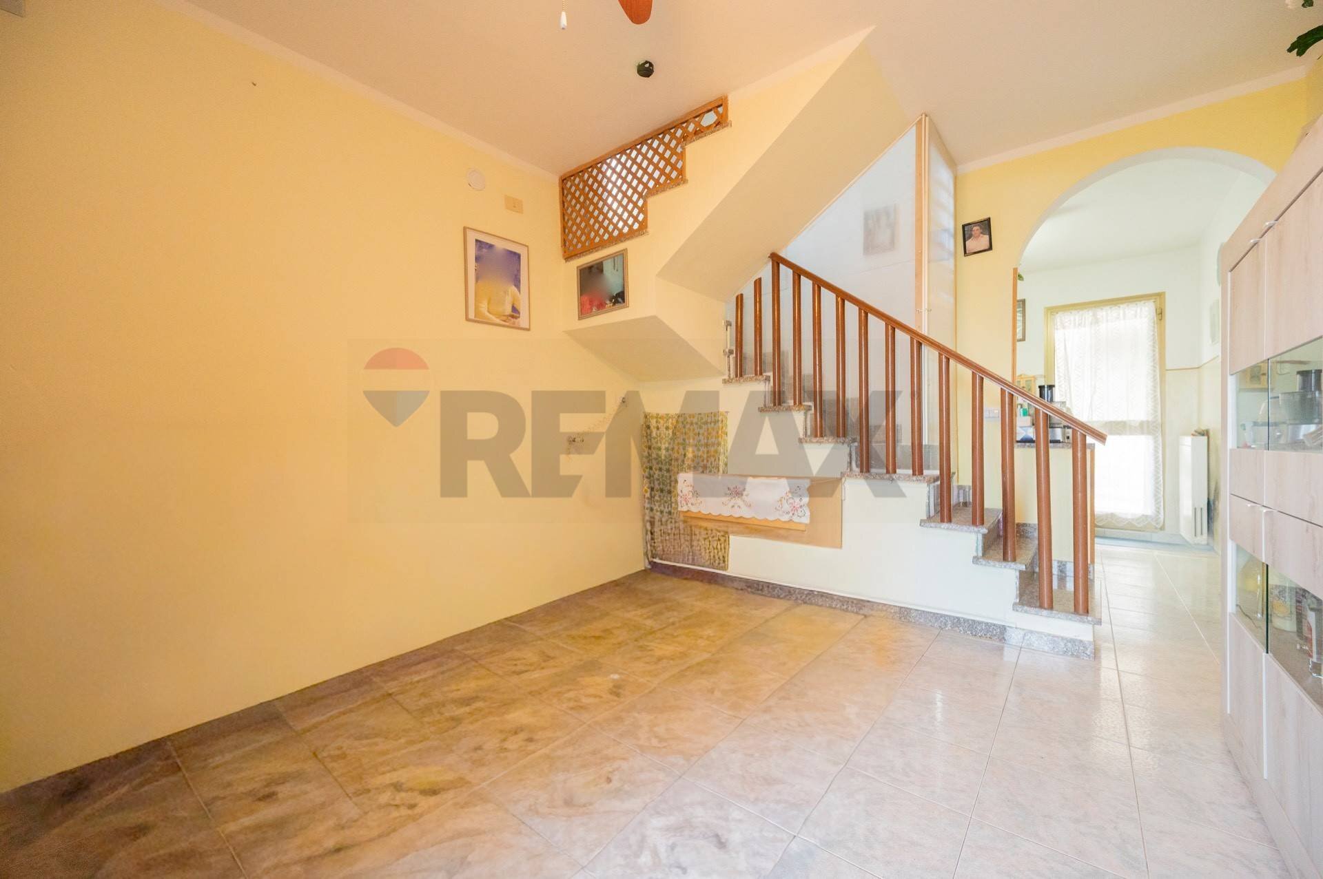 Scale - Casa semi indipendente via Bellaria
4, Castelnovo di Sotto - foto 3