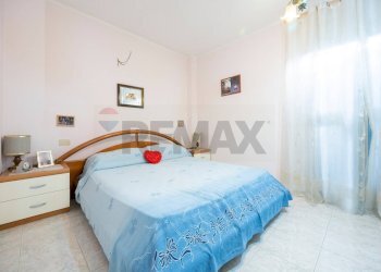 Camera / camera da letto - Semi-detached house via Bellaria
4, Castelnovo di Sotto - photo 12