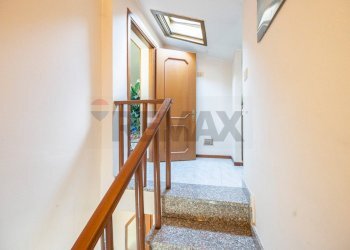 Scale - Semi-detached house via Bellaria
4, Castelnovo di Sotto - photo 23