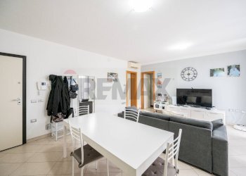 Sala da pranzo - Trilocale VIA GONZAGA
 
14, Viadana - foto 8