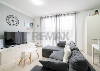 Soggiorno - Three-room apartment VIA GONZAGA
 
14, Viadana - photo 14