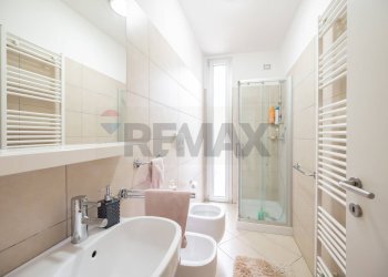 Bagno - Three-room apartment VIA GONZAGA
 
14, Viadana - photo 18