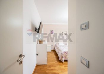Camera / camera da letto - Three-room apartment VIA GONZAGA
 
14, Viadana - photo 28