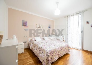 Camera / camera da letto - Three-room apartment VIA GONZAGA
 
14, Viadana - photo 29