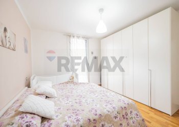 Camera / camera da letto - Three-room apartment VIA GONZAGA
 
14, Viadana - photo 33
