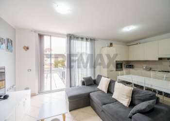 Sala da pranzo - Three-room apartment VIA GONZAGA
 
14, Viadana - photo 37