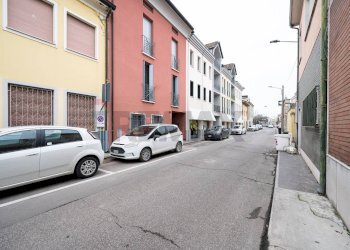 Edificio all\'aperto - Three-room apartment VIA GONZAGA
 
14, Viadana - photo 45