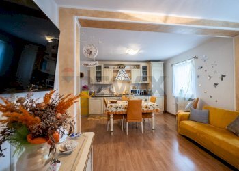 Sala da pranzo - Villa a Schiera vicolo burgo
 
2, Sorbolo Mezzani - foto 8