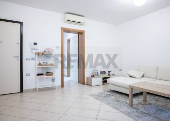 Soggiorno - Two-room apartment VIA GONZAGA
 
14, Viadana - photo 5