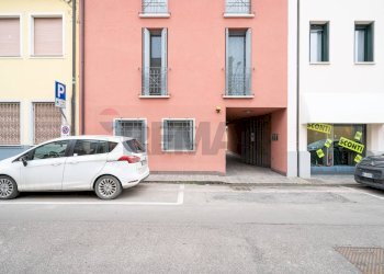 Edificio all\'aperto - Two-room apartment VIA GONZAGA
 
14, Viadana - photo 27