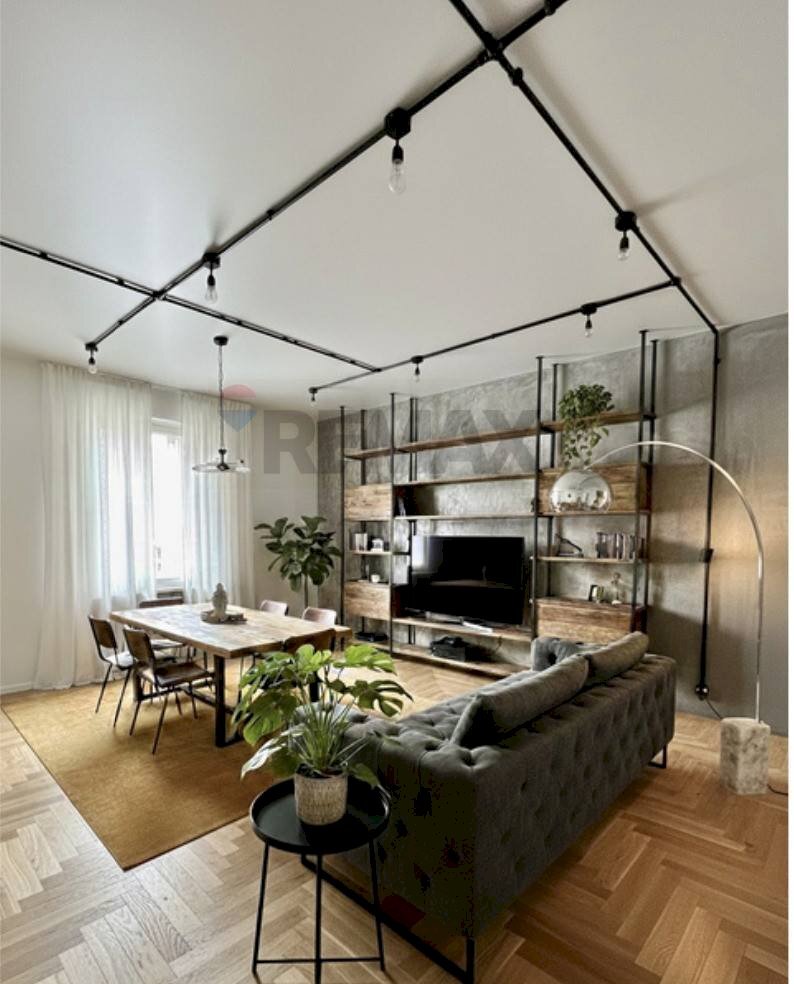 Sala da pranzo - Trilocale Via San Gervasio
 
3, Mantova - foto 1