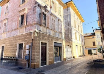 Edificio all\'aperto - Locale Commerciale Via 23 Aprile
 
10, Sassuolo - foto 5