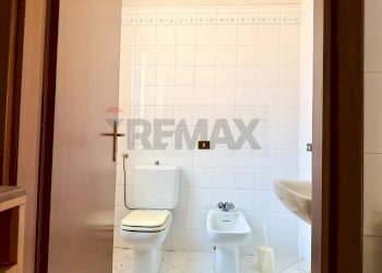 Bagno - Locale Commerciale Via 23 Aprile
 
10, Sassuolo - foto 13