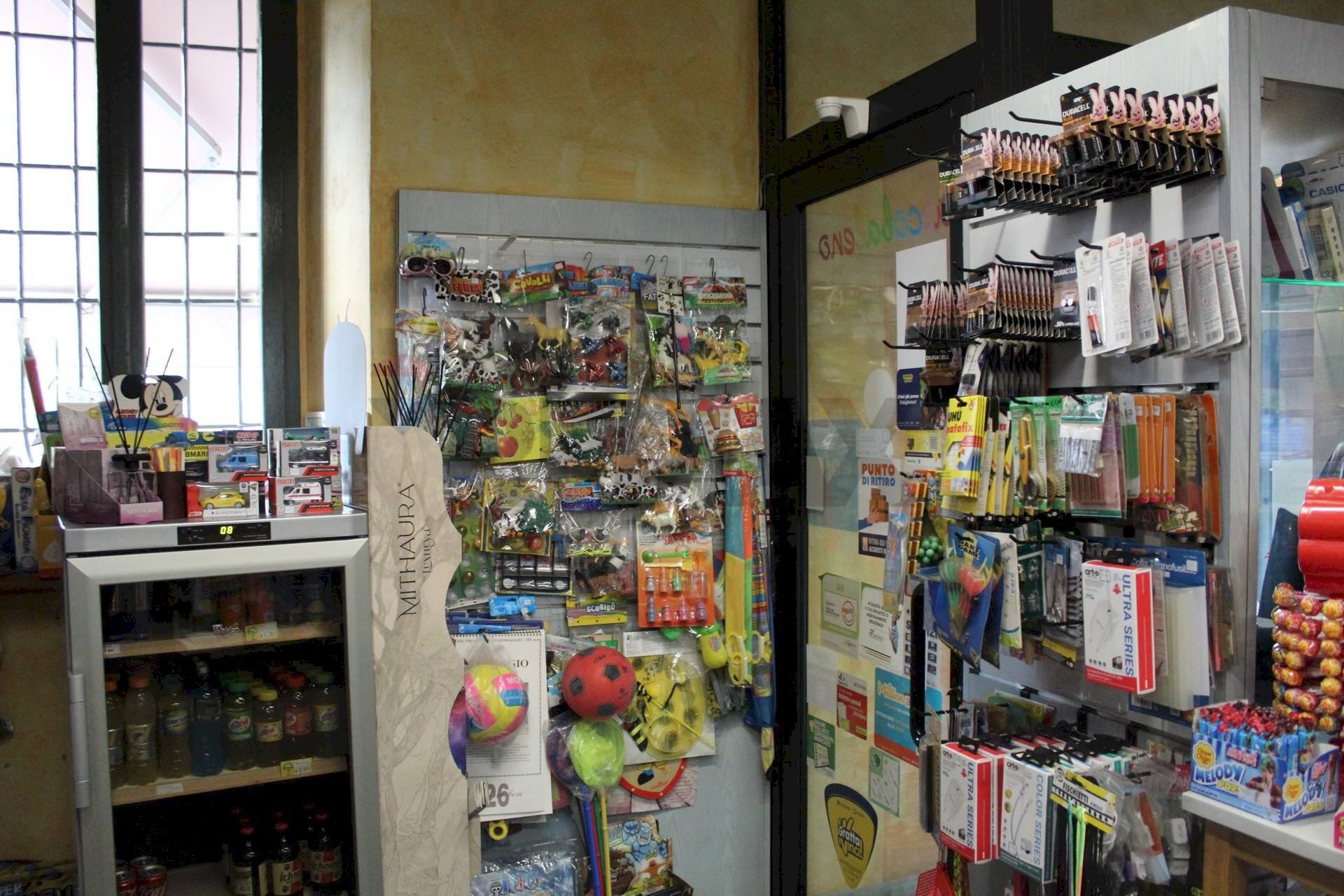 Dispensa di stoccaggio - Attività Commerciale Via XX Settembre
4, Commessaggio - foto 3