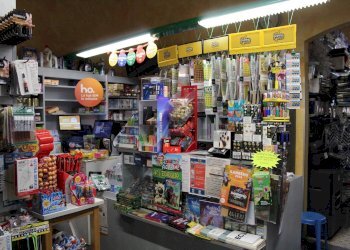 Dispensa di stoccaggio - Attività Commerciale Via XX Settembre
4, Commessaggio - foto 1