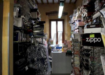 Dispensa di stoccaggio - Attività Commerciale Via XX Settembre
4, Commessaggio - foto 8