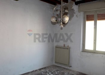 Stanza vuota - Terraced Villa via Borrini
 
19, Commessaggio - photo 16