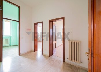 Stanza vuota - Quadrilocale via Marconi
 
15, Commessaggio - foto 15