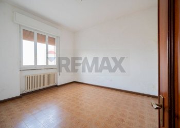 Stanza vuota - Quadrilocale via Marconi
 
15, Commessaggio - foto 21