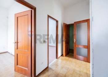 Hall / corridoio - Quadrilocale via Marconi
 
15, Commessaggio - foto 28