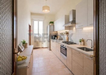 Cucina - Quadrilocale via Marconi
 
15, Commessaggio - foto 30