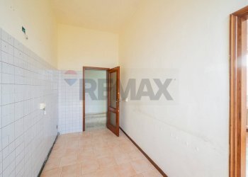 Stanza vuota - Quadrilocale via Marconi
 
15, Commessaggio - foto 31