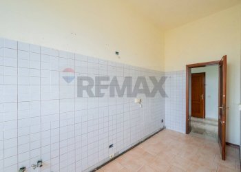 Stanza vuota - Quadrilocale via Marconi
 
15, Commessaggio - foto 32